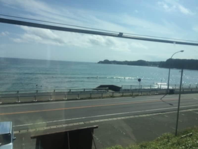 外房線（千葉県）からは雄大な海の景色が