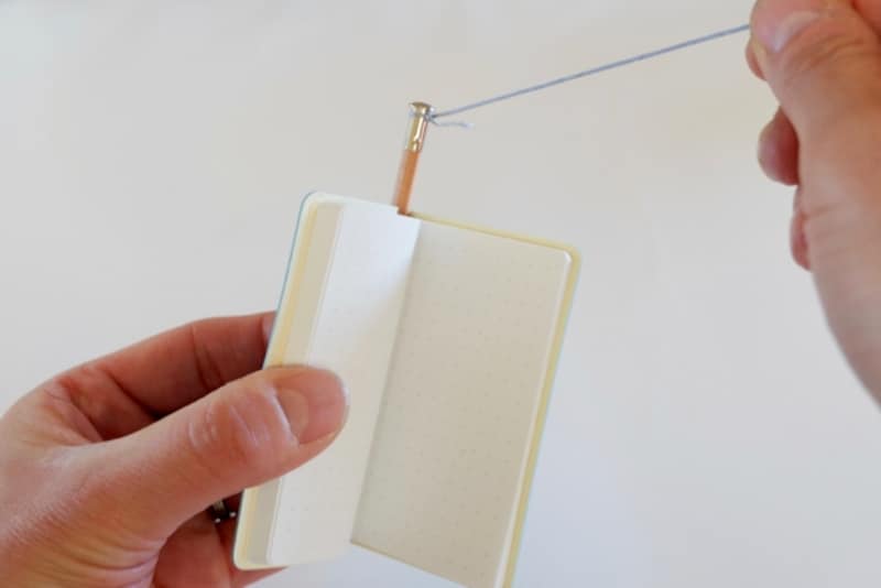 ダイゴーundefinedすぐログundefined鉛筆付きミニ手帳