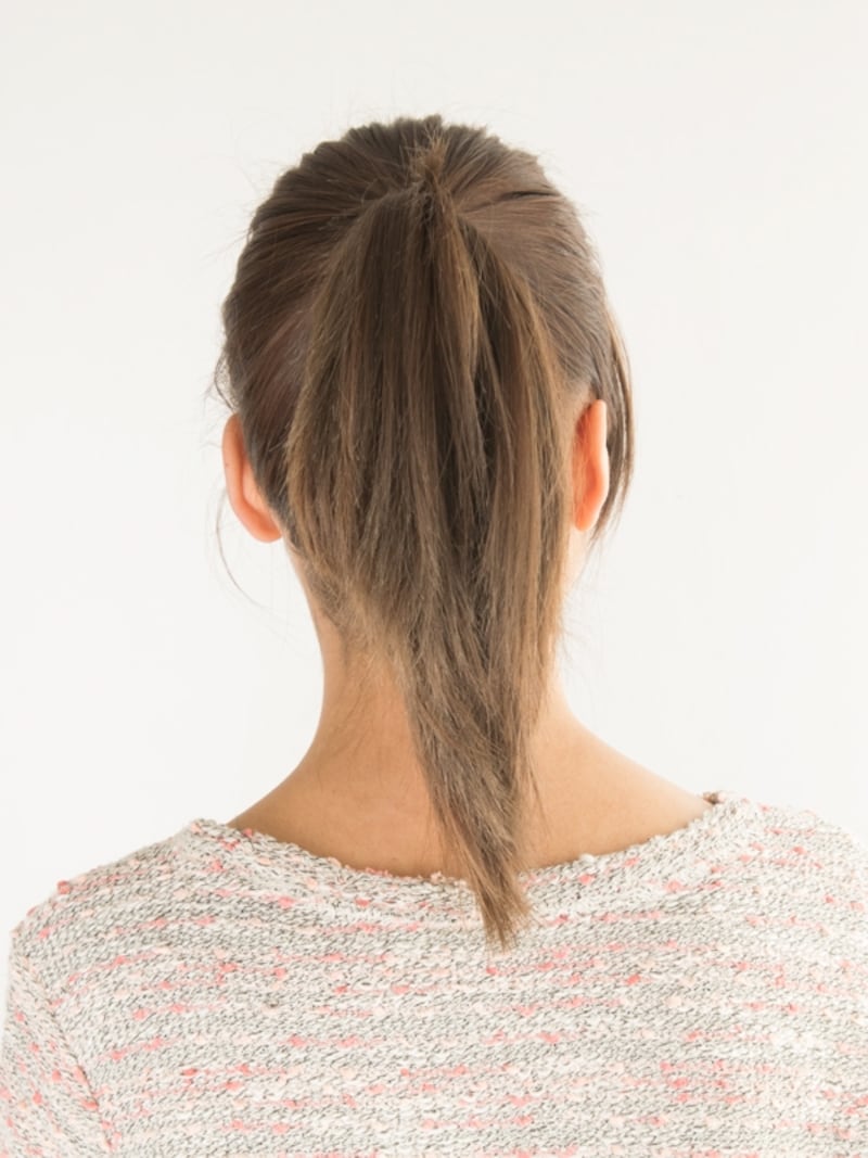 超基本のポニーテールの結び方