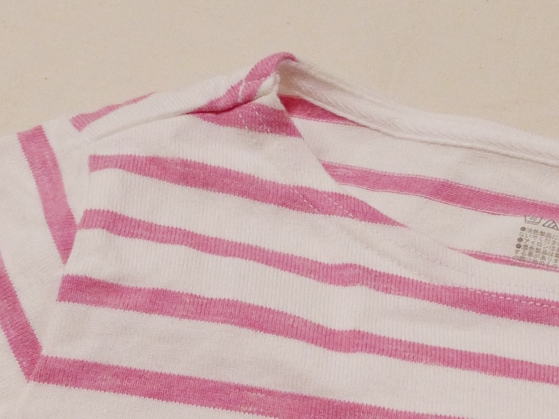 無印良品のボーダーカットソー拡大写真