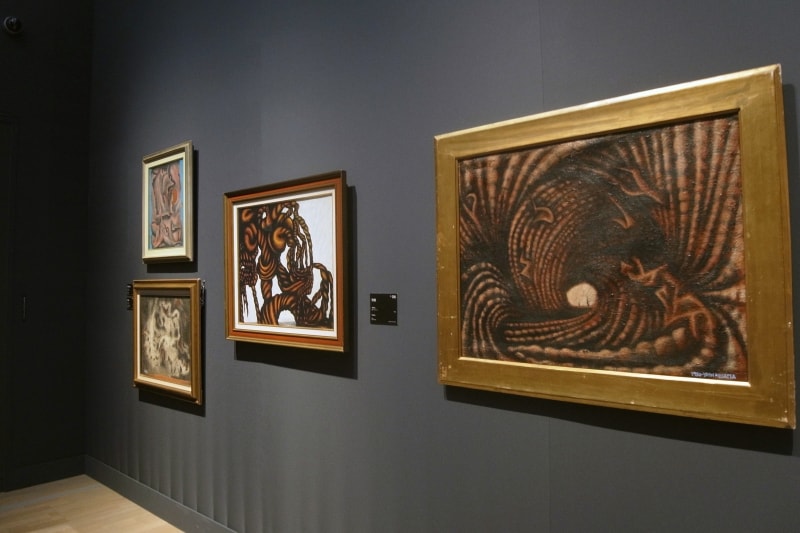 草間彌生の初期作品群。当時の作品は、ノーベル賞作家川端康成も気に入り2点所持している。