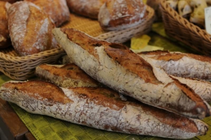 他にも魅力的なハード系。石臼挽きバゲット、みなみのめぐみのカンパーニュなど