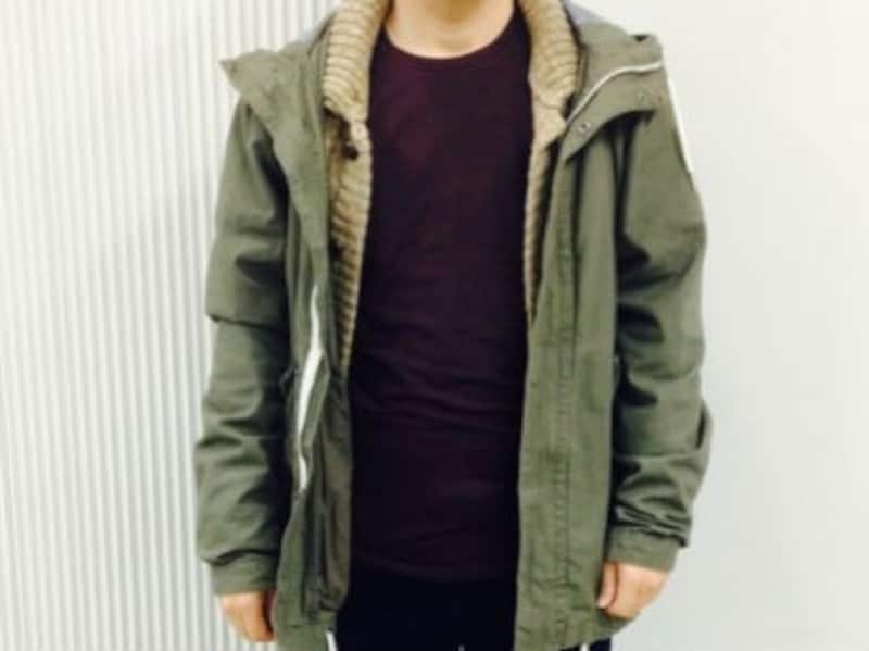 写真はM-65タイプのミリタリーブルゾン。痛いおじさんのファッションを避けるためには注意が必要