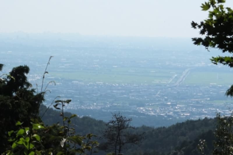 醍醐山頂上付近からの宇治方面の眺望