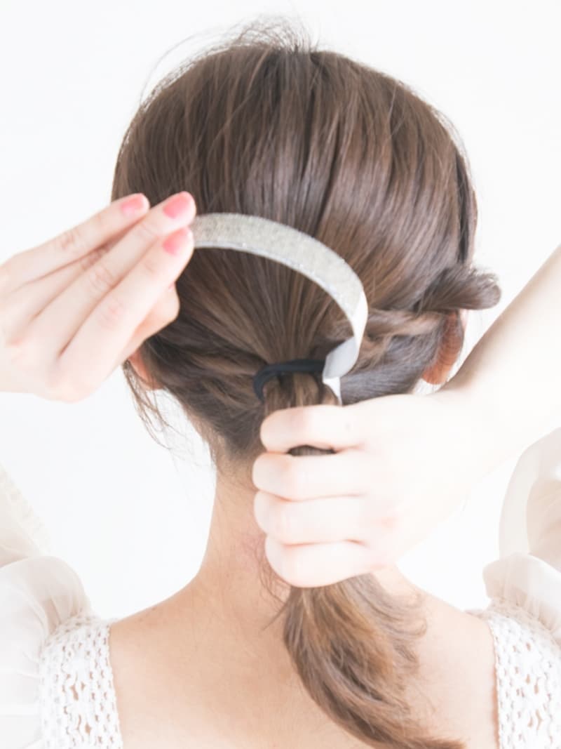 ゴムを結び終えてからカフスをかぶせる