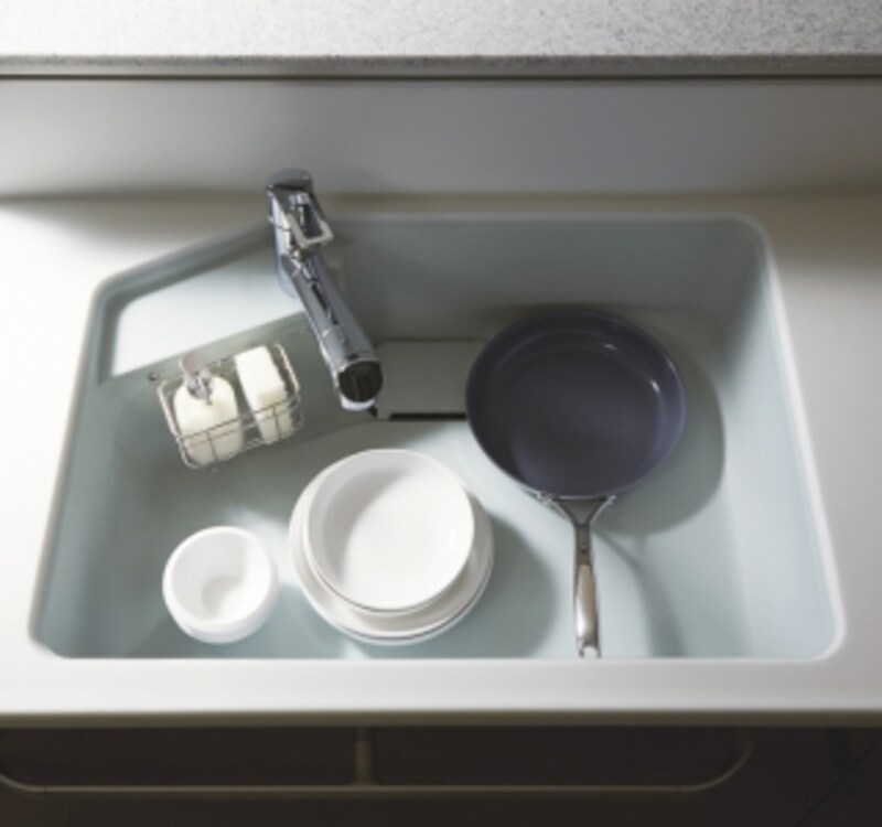 シンプルなスクエア型のシンク