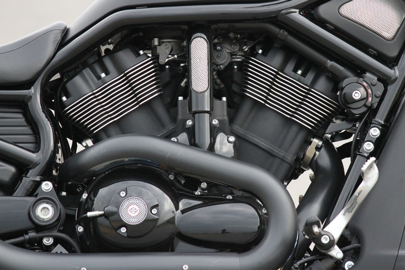 Vロッドモデルの心臓 排気量1,246cc 水冷Vツインエンジン「レボリューション」