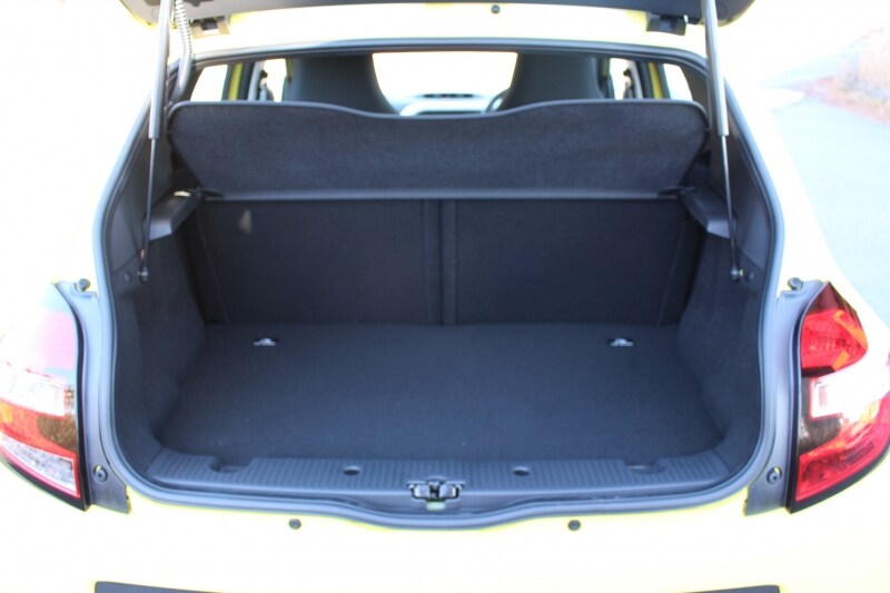 新型ルノートゥインゴ