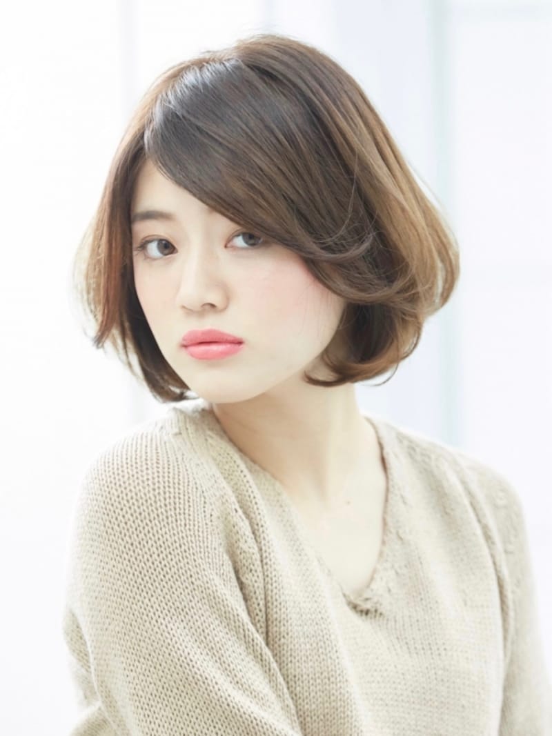 王道の「ひし形スタイル」でみせるエレガントボブ