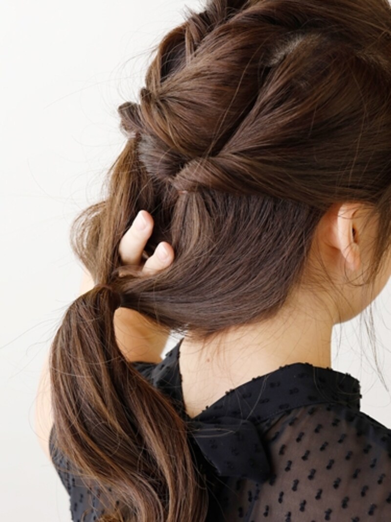 えり足で結ぶときれいにくるりんぱできないので注意