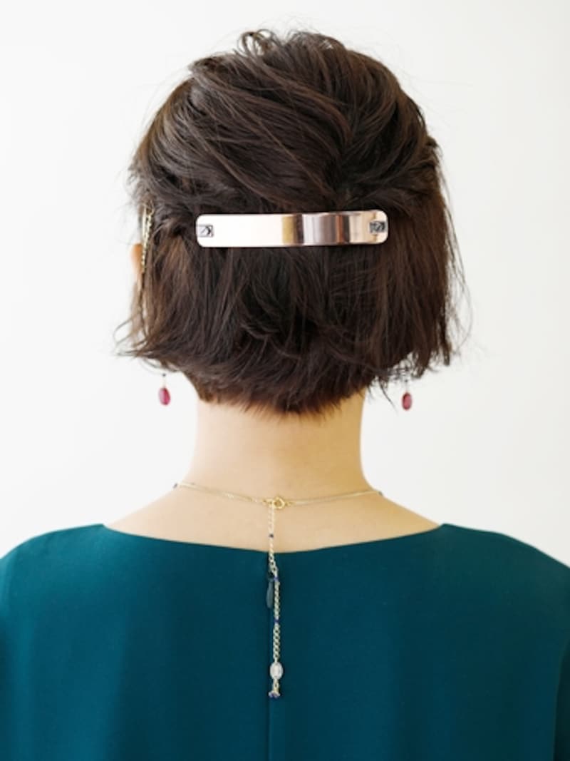 大人の女性に似合うシンプルショートアレンジ