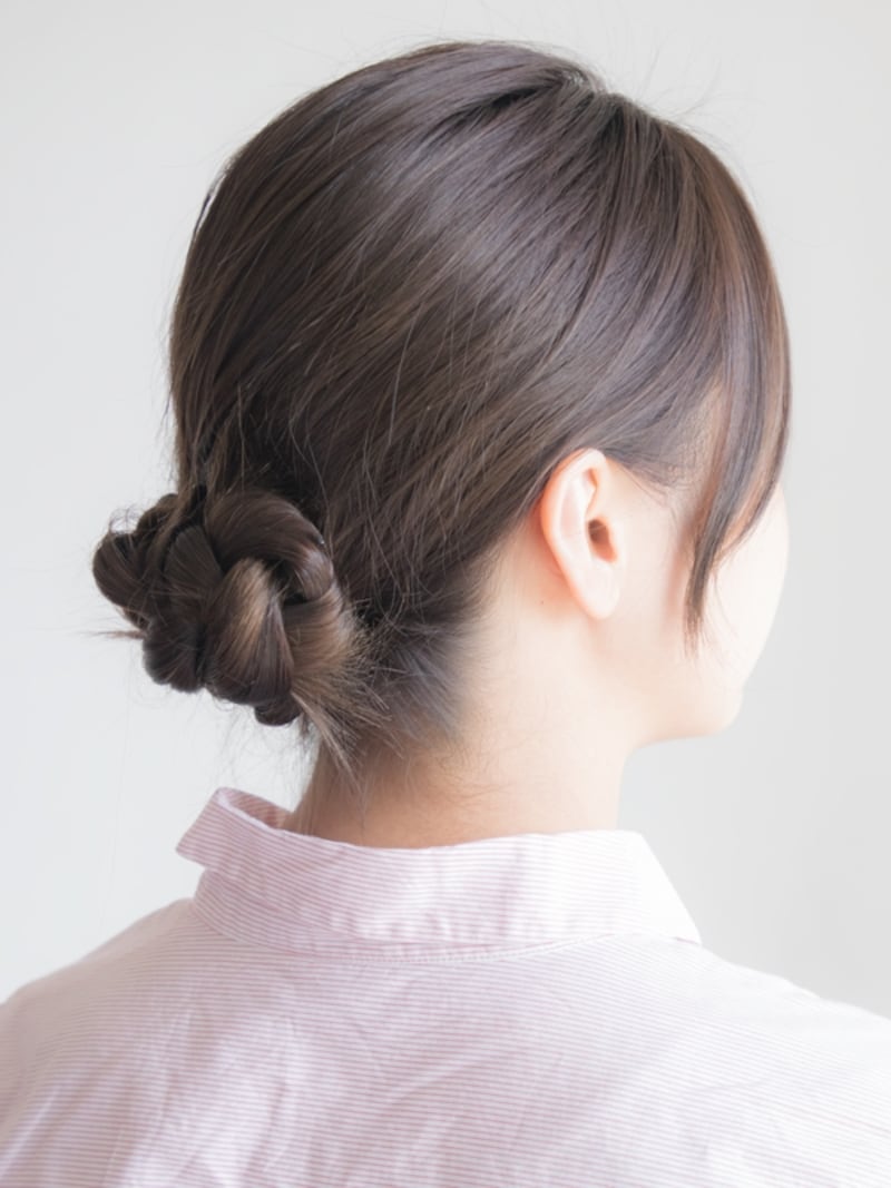 巻かずにできる簡単三つ編みシニヨンヘア