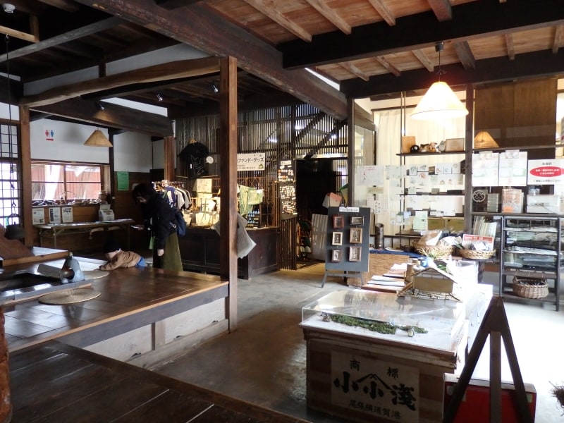 「クロスケの家」の土間