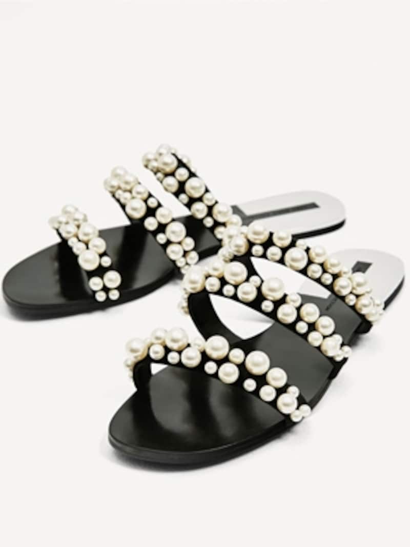 トレンドシューズ