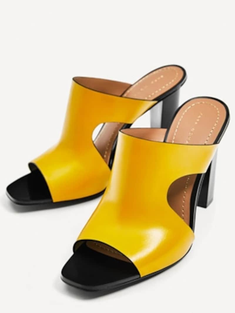 トレンドシューズ