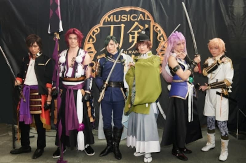 ミュージカル 刀剣乱舞 にみる 2 5次元の魅力 ミュージカル All About ミュージカル 刀剣乱舞 にみる 2 5次元の魅力 ミュージカル All About