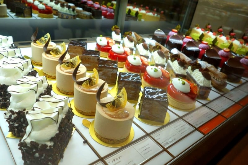 新作ケーキも豊富に！