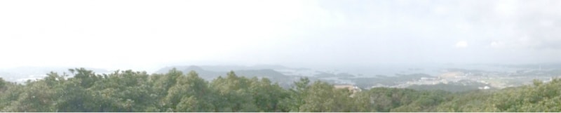 標高364メートルの弓張岳展望台から望む九十九島(2012年3月撮影)