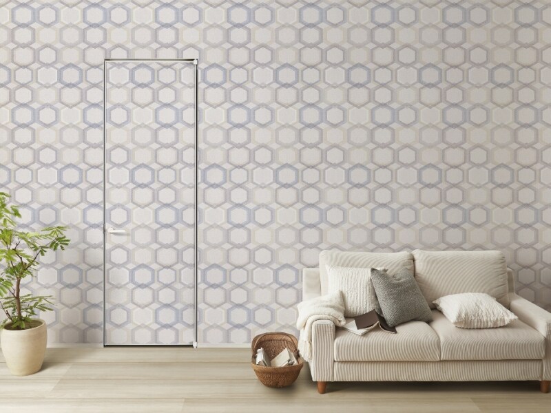 ドアの存在感をなくした空間づくりに