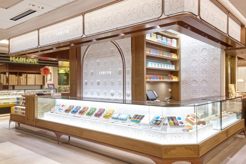 「白い恋人」で知られる『ISHIYA』の銀座店