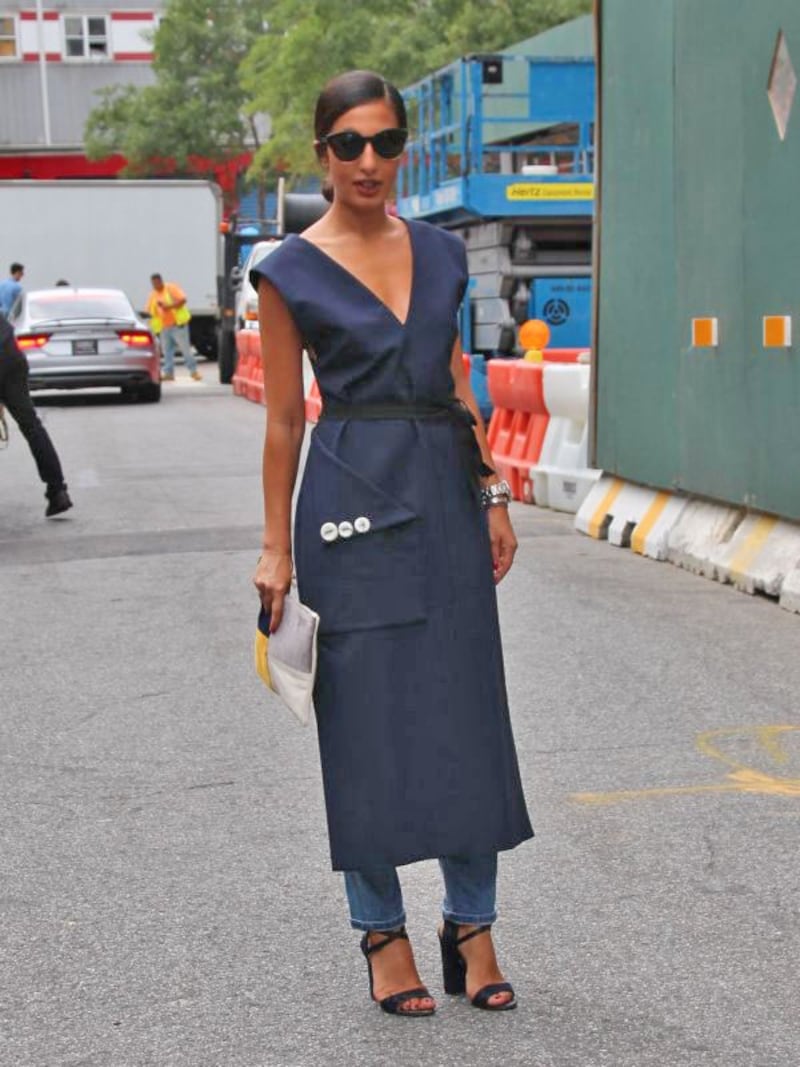 裾からジーンズがチラリとのぞく見事なバランスundefined(c)Rie Miyata