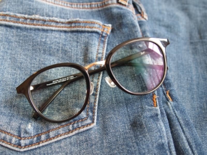 デニムはもちろんメンズライクな雰囲気に仕上がるユニセックスさが魅力