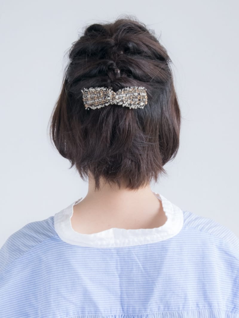 くるりんぱで簡単!編み込み風ショートヘアアレンジ