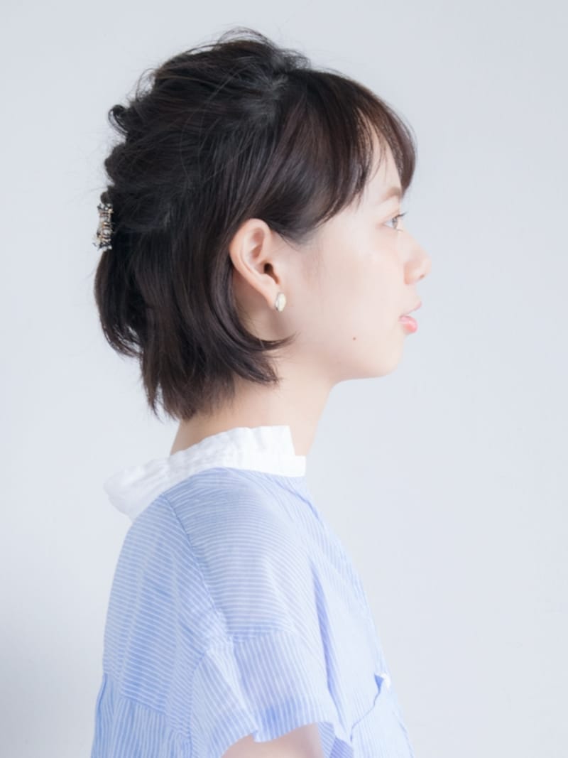 くるりんぱで簡単!編み込み風ショートヘアアレンジ
