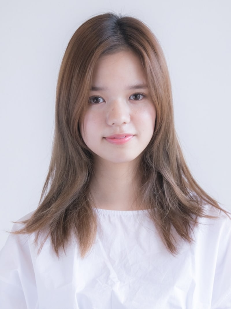 トップはつぶれて毛先がつぶれるタイプ