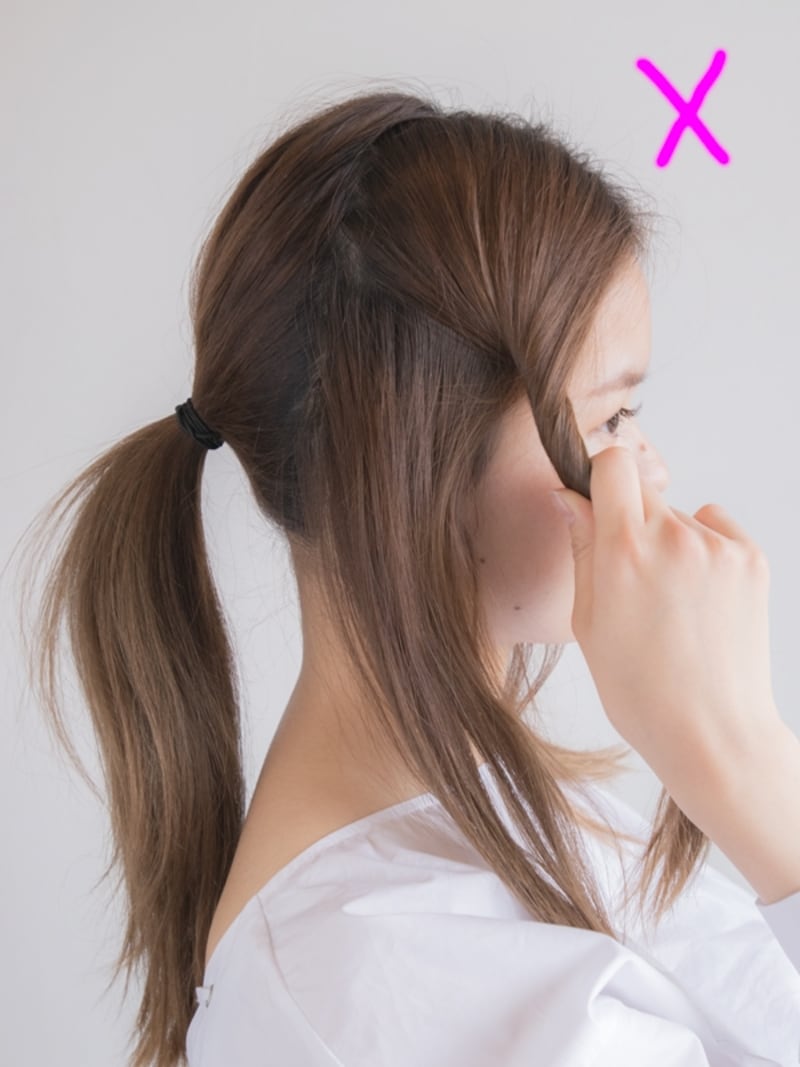 毛先を前に引っ張らないように