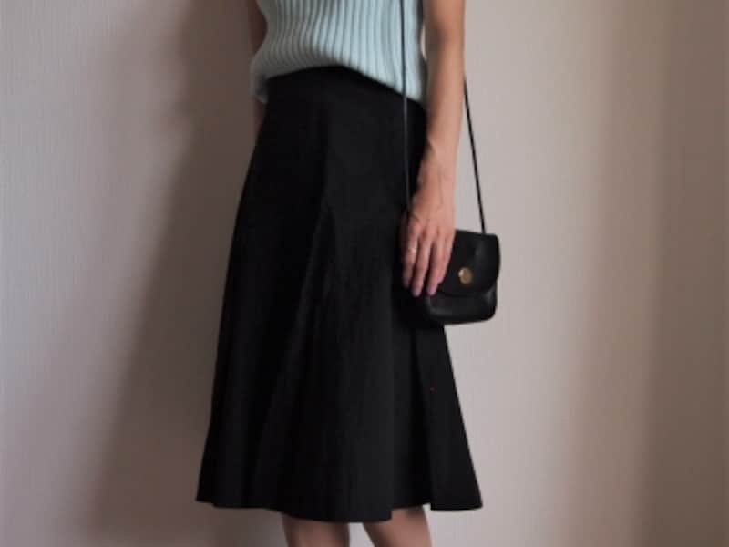 腰回りに沿ってフィットするかどうか、が最重要ポイント