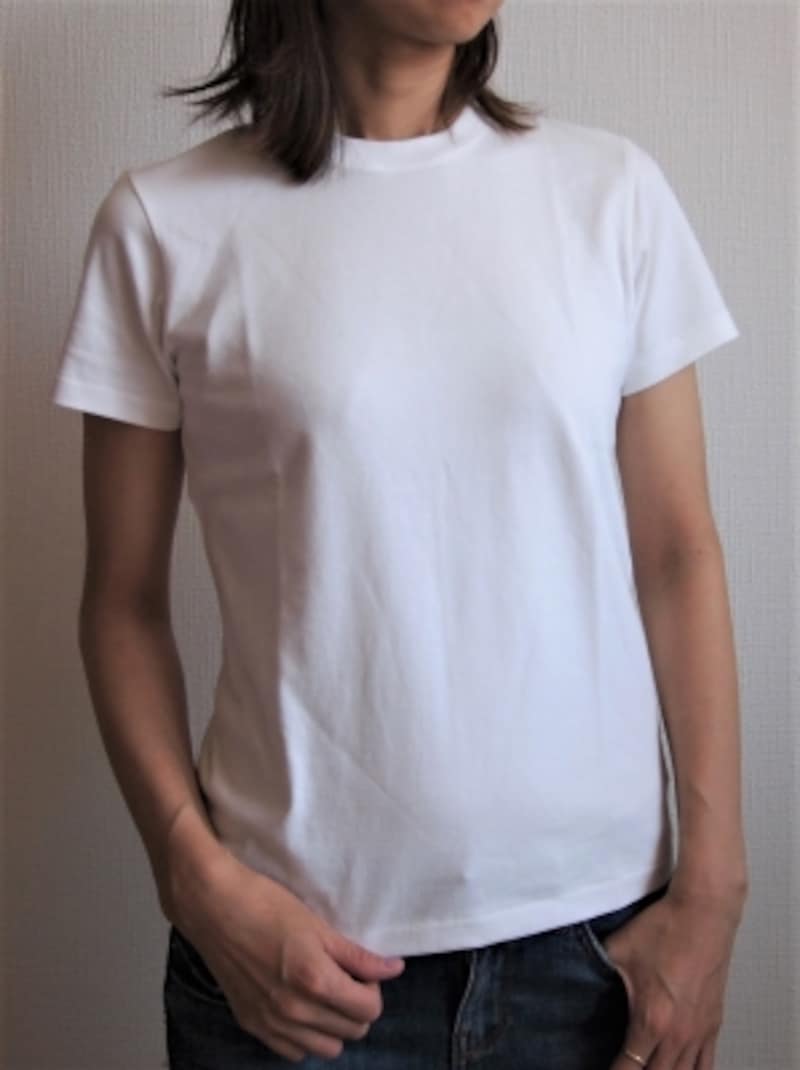 ユニクロの1000円レディース白tシャツを徹底比較 レディースファッション All About