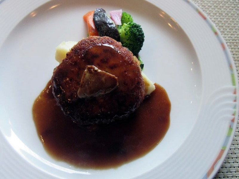 カジュアルフレンチ レスパス メイン料理