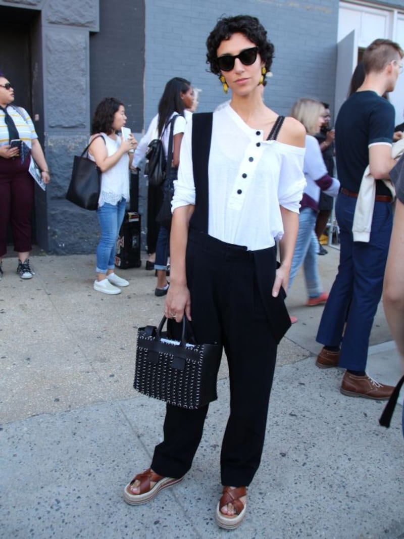 肩落としスタイル