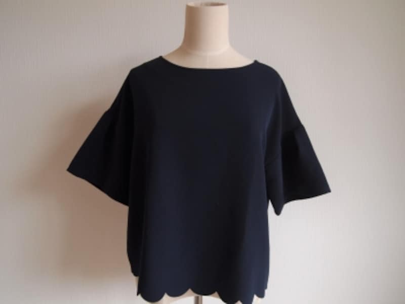 身幅にゆとりをもたせたかぶるタイプのプルオーバーundefined1500円