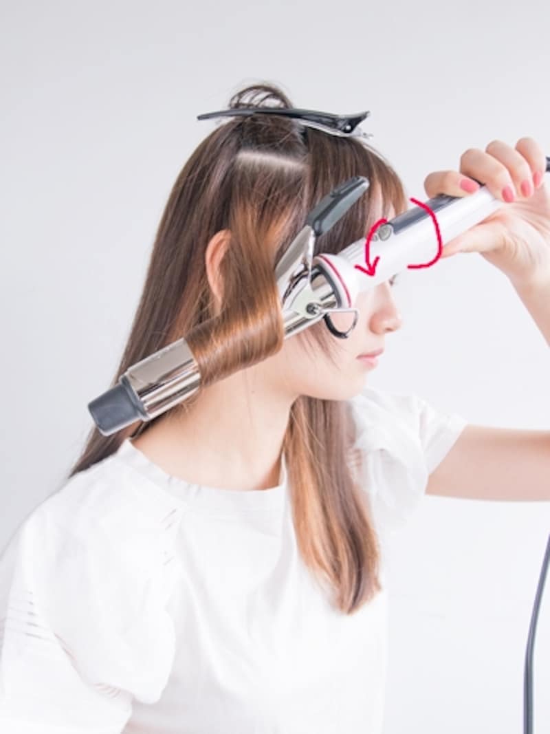 鼻のラインまで巻き込む