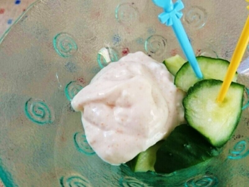 明太子とマヨネーズを合わせさっぱりとしたディップに