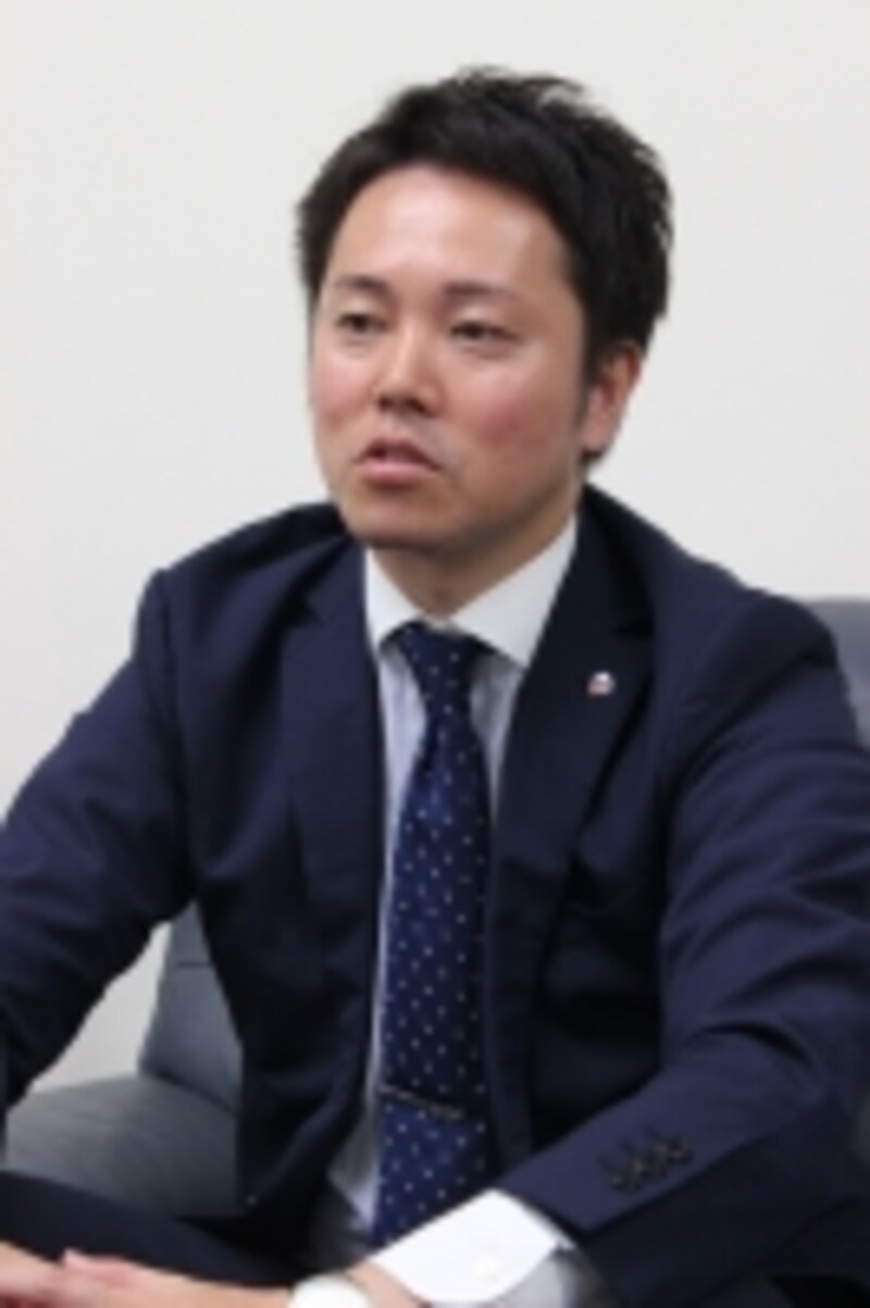 アース製薬でブランドマネジャーを務める渡辺さんにお話を聞きました