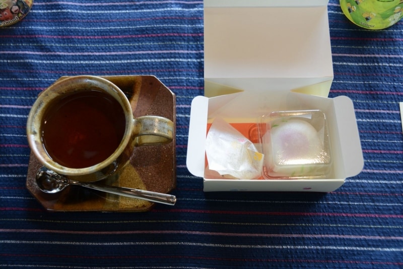 デザートは和菓子と紅茶