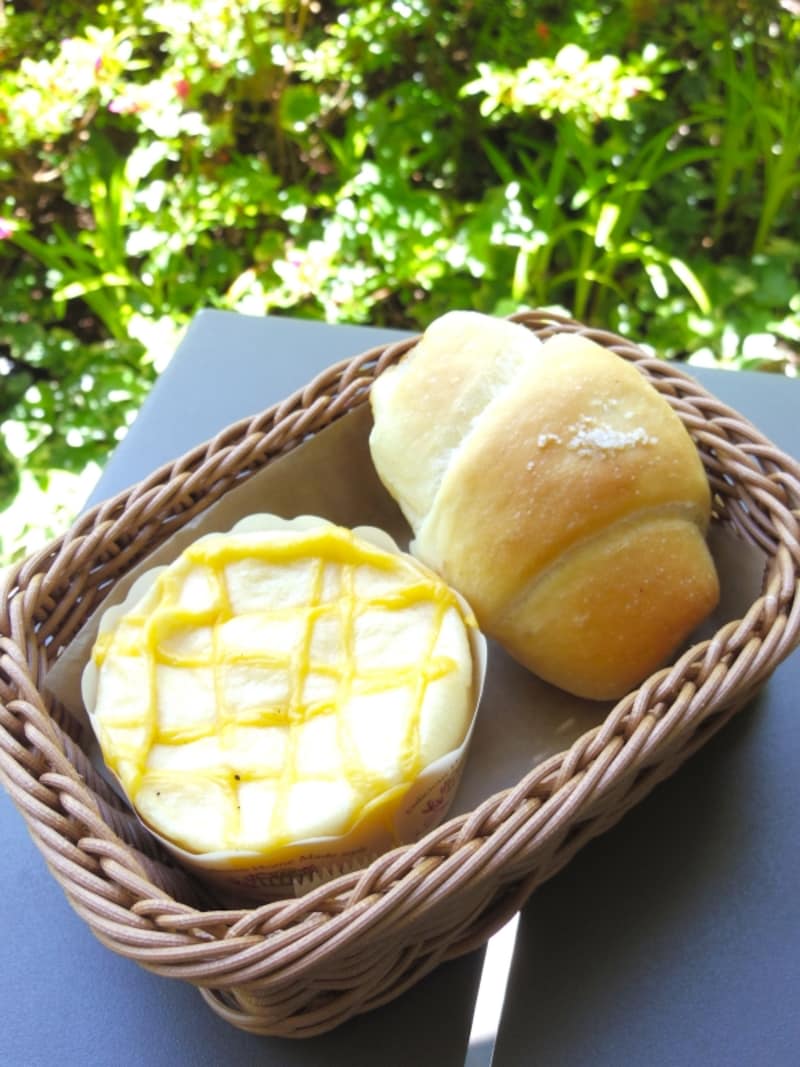 クリームパン、塩パン