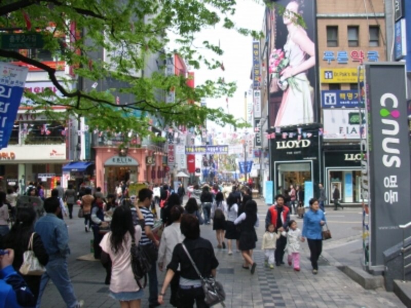ソウルの原宿と呼ばれる明洞（ミョンドン）