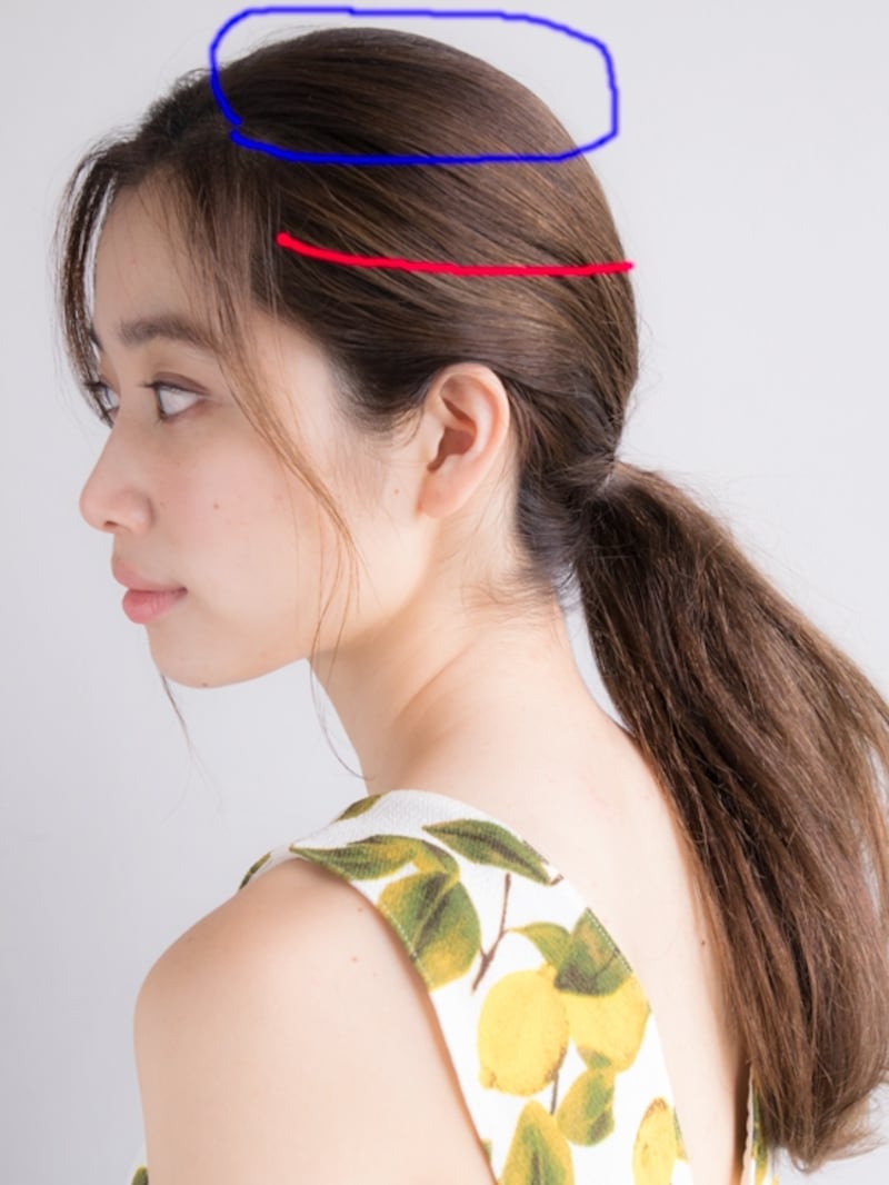 トップがペッタリし、ハチ部分に帽子の跡がつきやすい