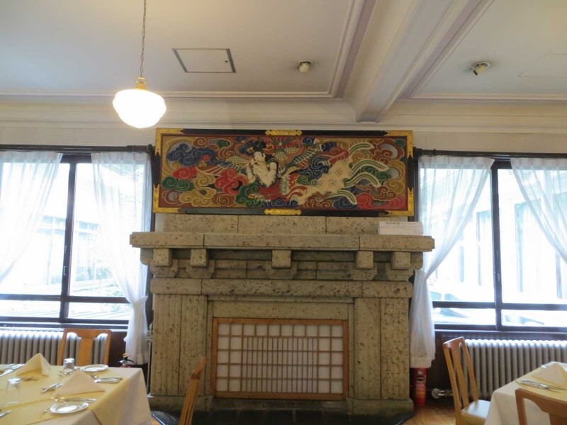 マントルピース