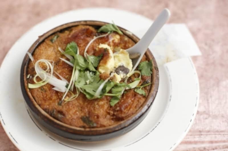 ●仔▲魚腸（※●は「石」偏に「本」、▲は「火」偏に「局」）