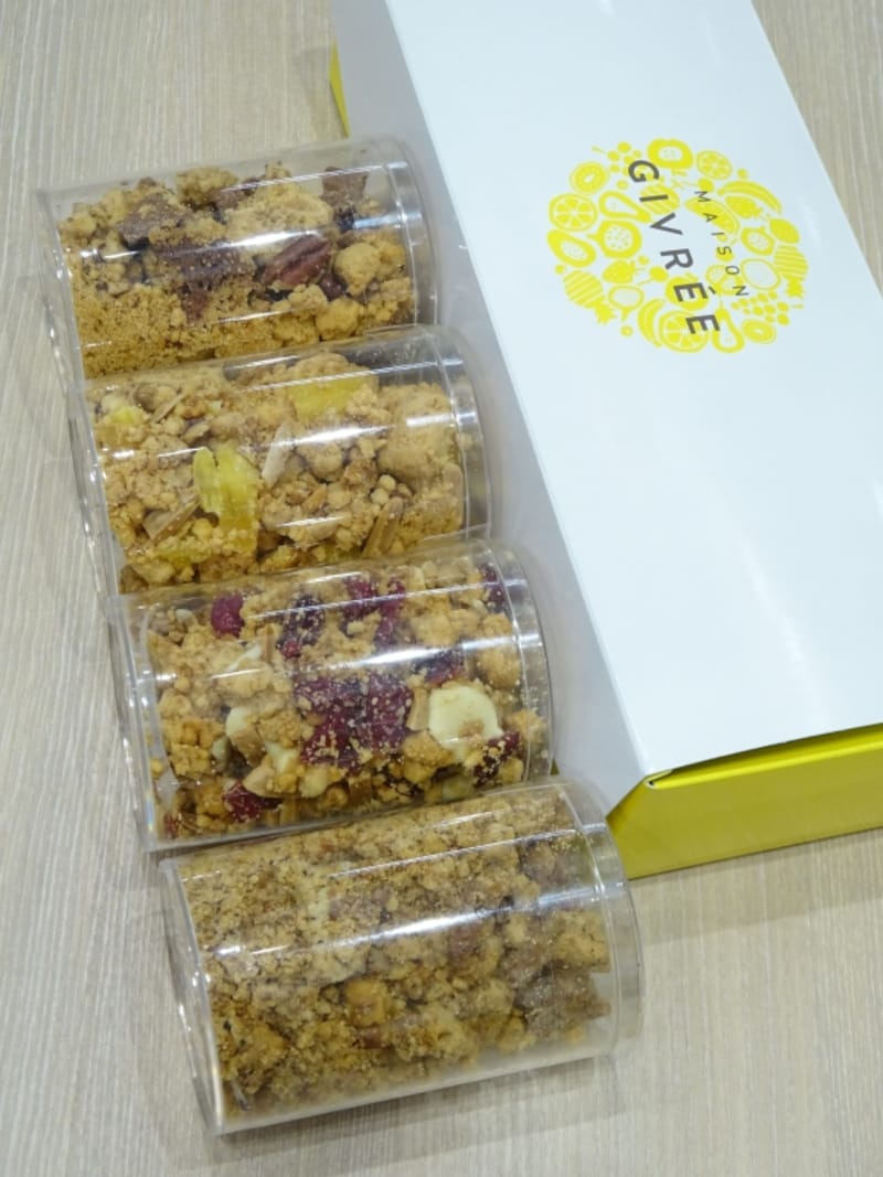 「パティスリー メゾン ジブレー」の「グラノーラ」(1個税別500円)