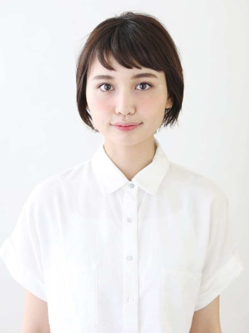 前髪ありのショートボブ