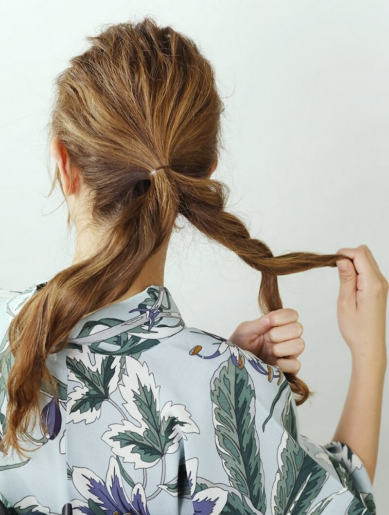 きつめにツイストを作る