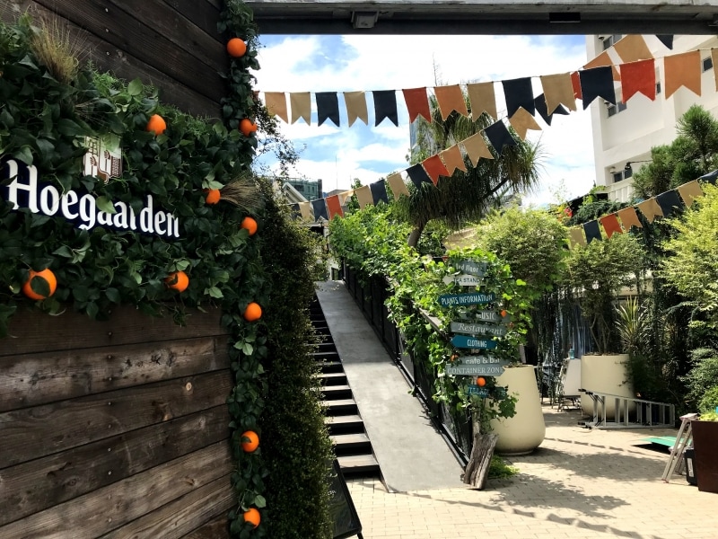 代々木ビレッジ入口