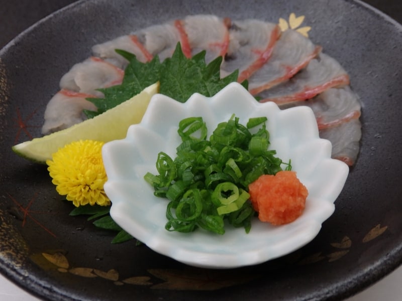 なまずの刺身(糀家)