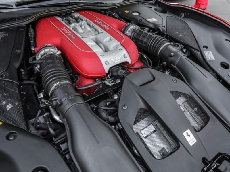 フェラーリ812スーパーファスト